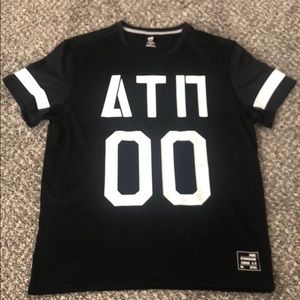 H&M Sport Tee
